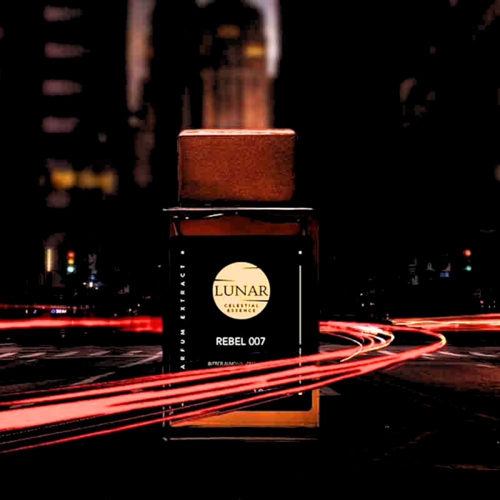 Lunar Rebel 007 Parfum (2)